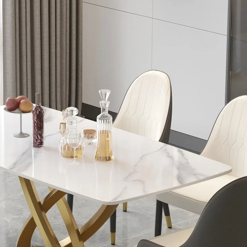 71 Table de salle à manger moderne avec plateau rectangulaire en pierre frittée et base dorée
