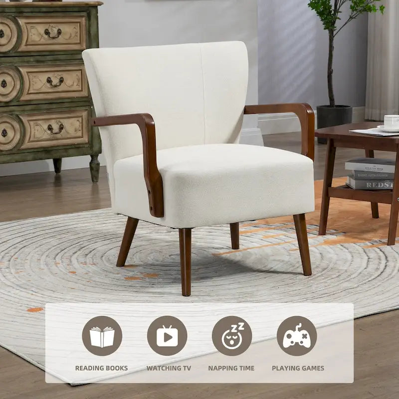 Chaises modernes dans le salon, fauteuils à ossature en bois