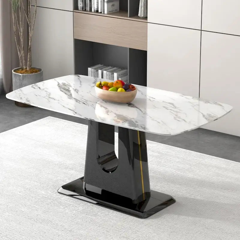 Une table à manger moderne, minimaliste et luxueuse avec un plateau en imitation marbre blanc